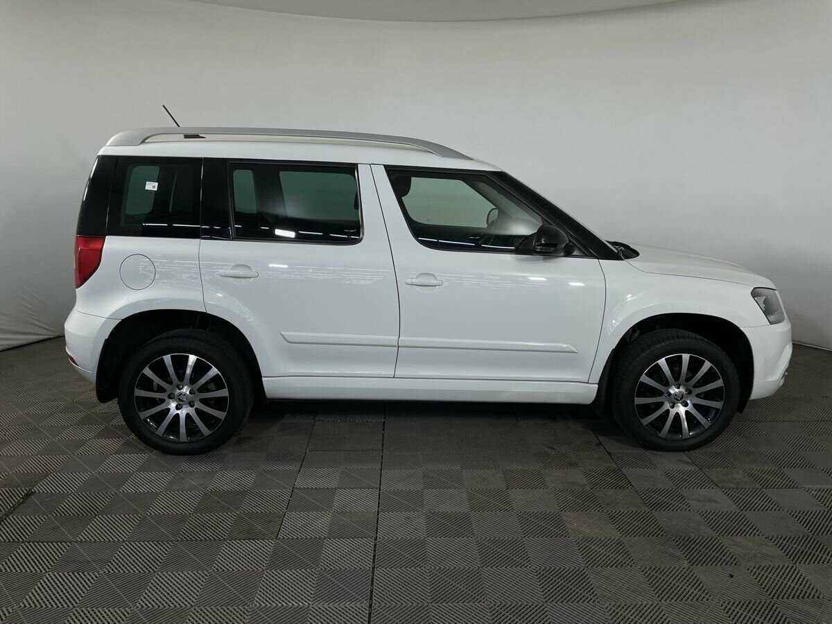 Купить Skoda Yeti с пробегом. Фото: #3