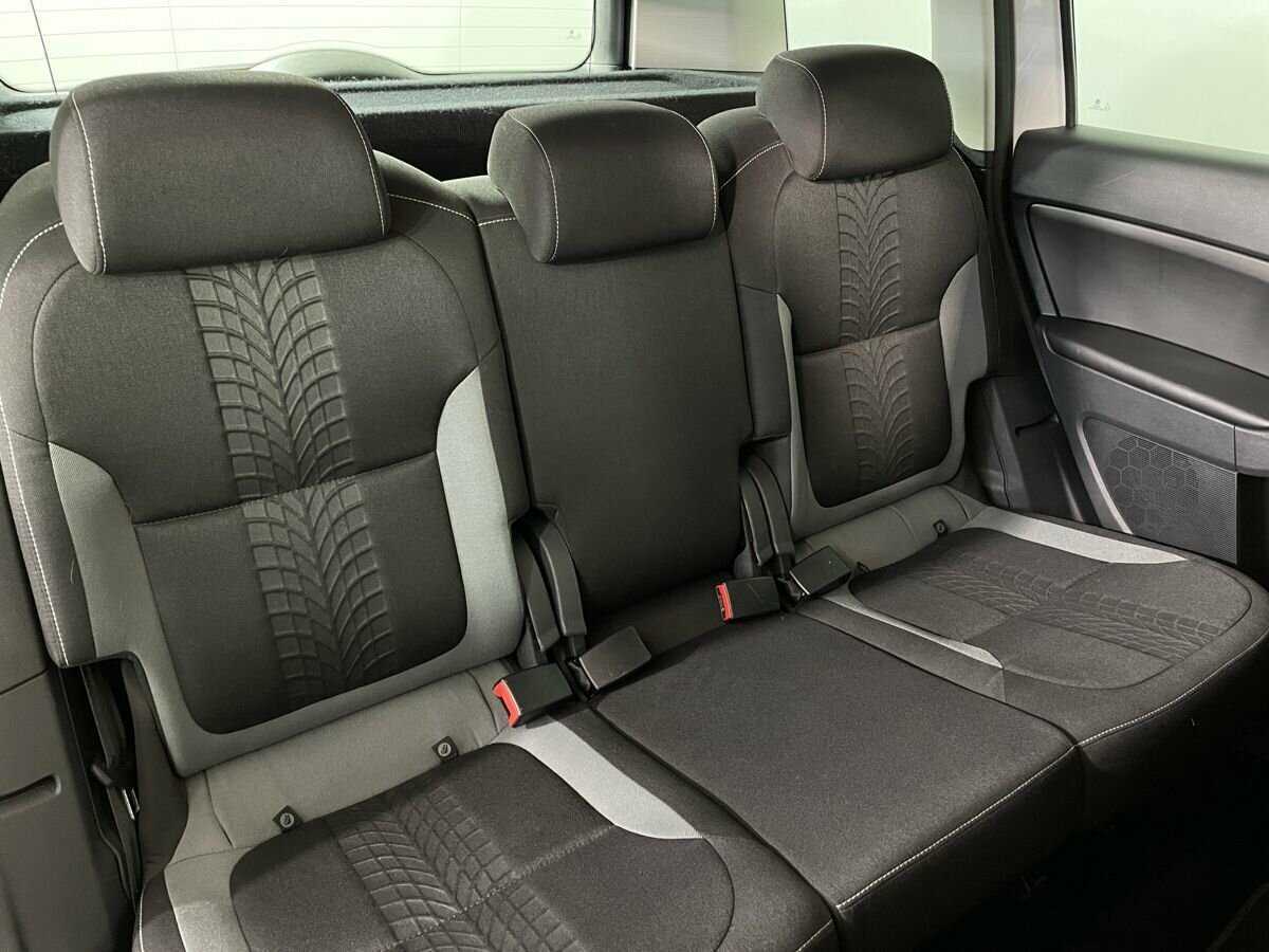 Купить Skoda Yeti с пробегом. Фото: #14