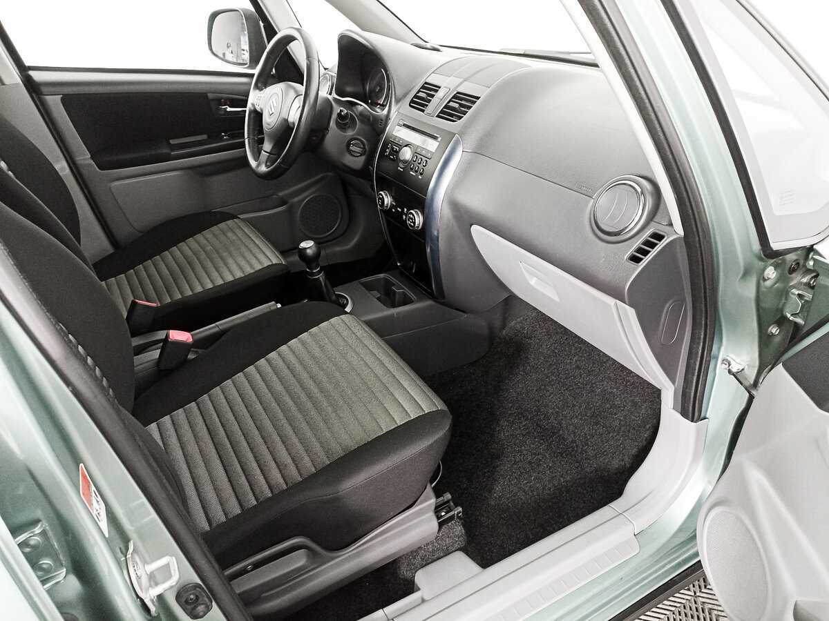 Купить Suzuki SX4 с пробегом. Фото: #6