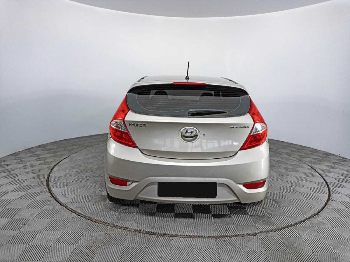 Купить Hyundai Solaris с пробегом. Фото: #5