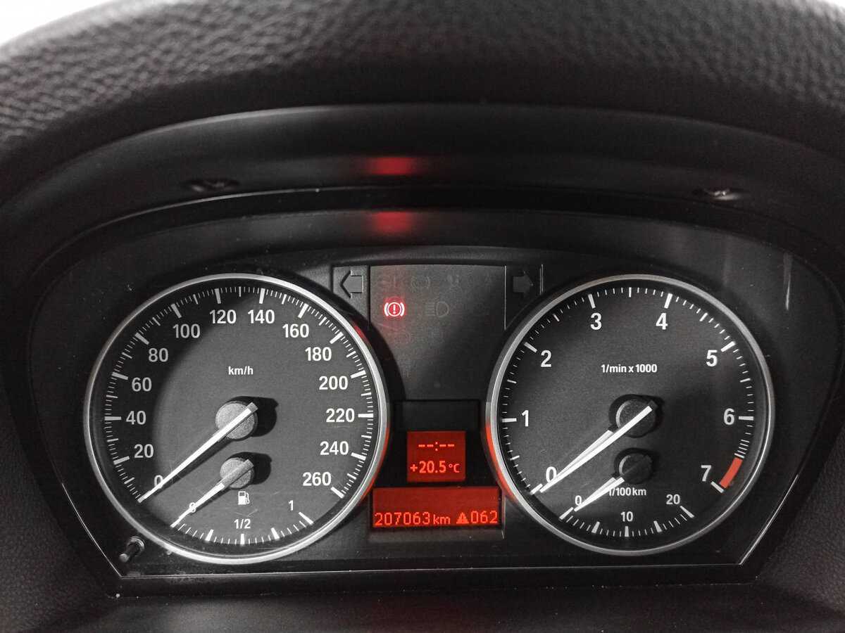 Купить BMW 3 серии с пробегом. Фото: #10