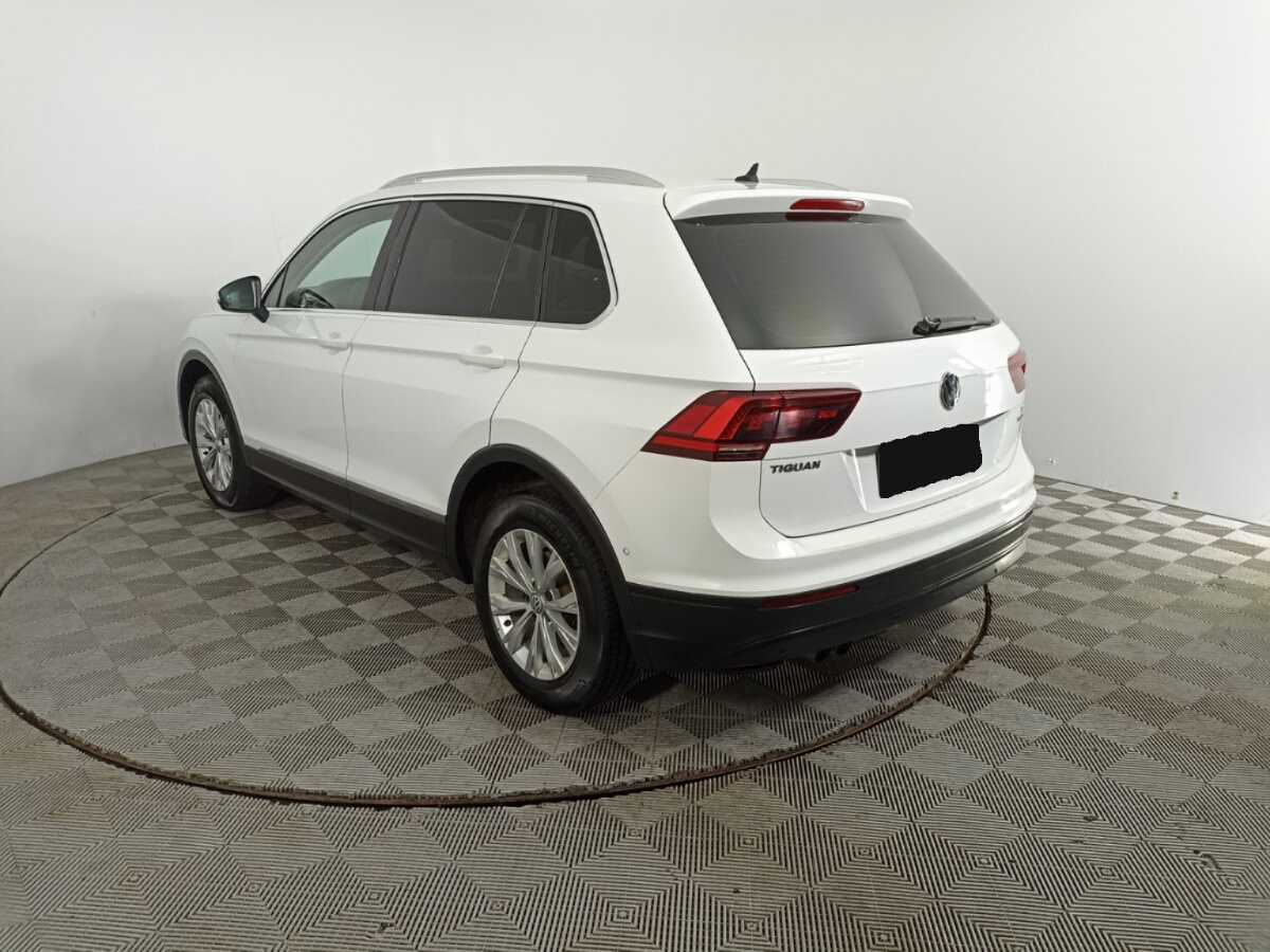 Купить Volkswagen Tiguan с пробегом. Фото: #6