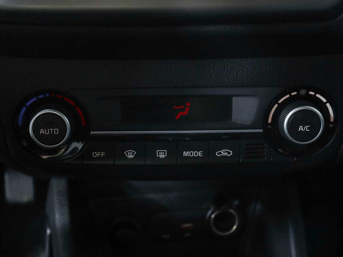 Купить Kia Rio с пробегом. Фото: #15