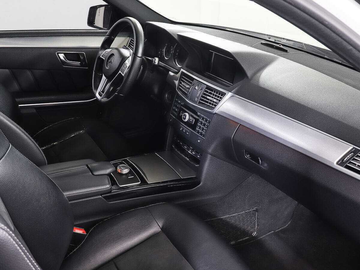 Купить Mercedes-Benz E-Класс с пробегом. Фото: #8
