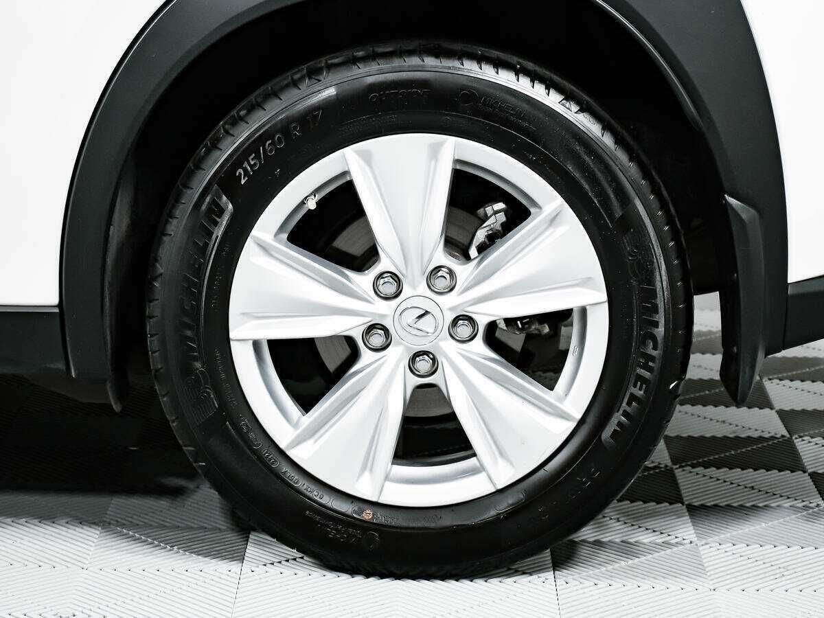 Купить Lexus UX с пробегом. Фото: #13