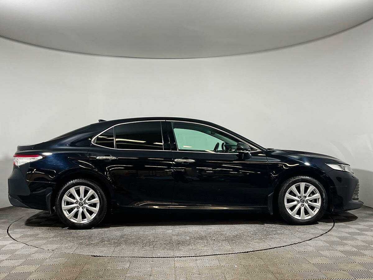 Купить Toyota Camry с пробегом. Фото: #3