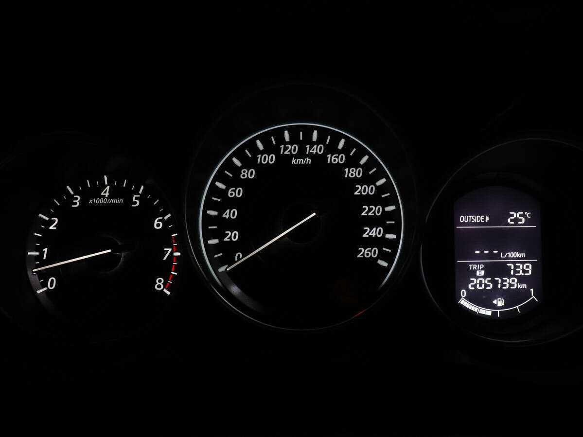 Купить Mazda 6 с пробегом. Фото: #10