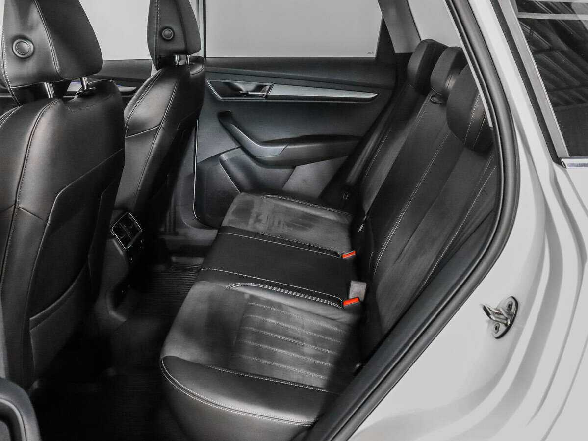 Купить Skoda Karoq с пробегом. Фото: #12