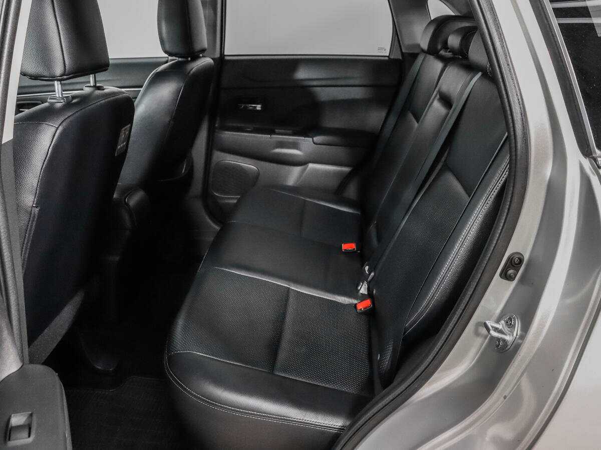 Купить Mitsubishi ASX с пробегом. Фото: #11
