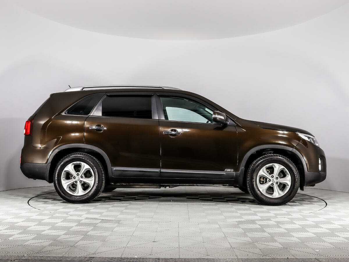 Купить Kia Sorento с пробегом. Фото: #3