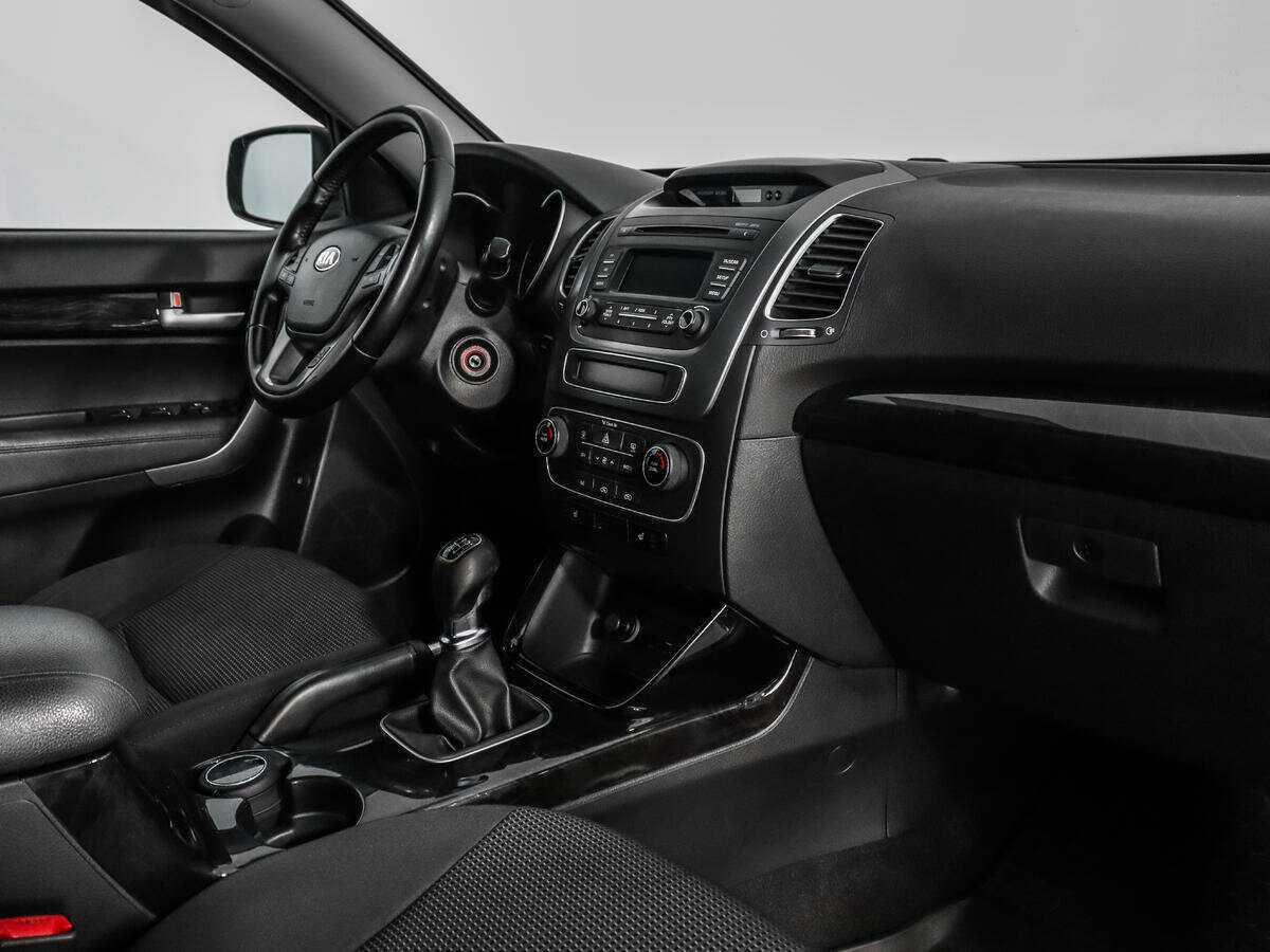 Купить Kia Sorento с пробегом. Фото: #10