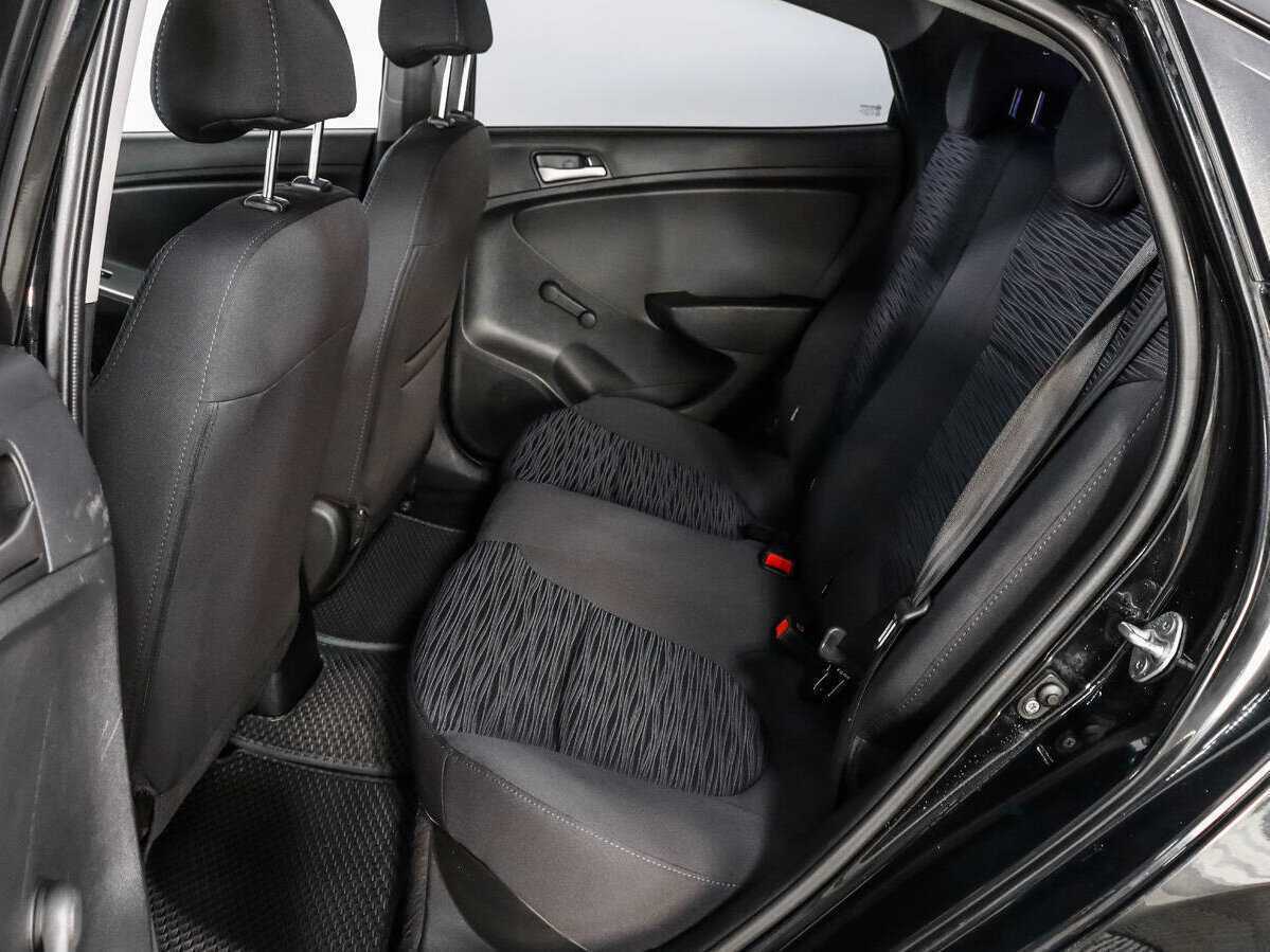 Купить Hyundai Solaris с пробегом. Фото: #9