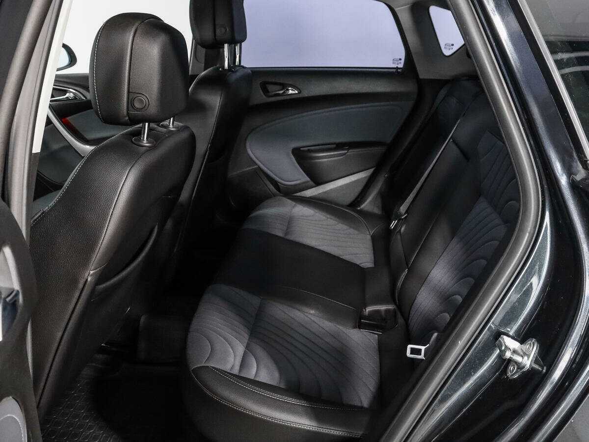 Купить Opel Astra с пробегом. Фото: #9