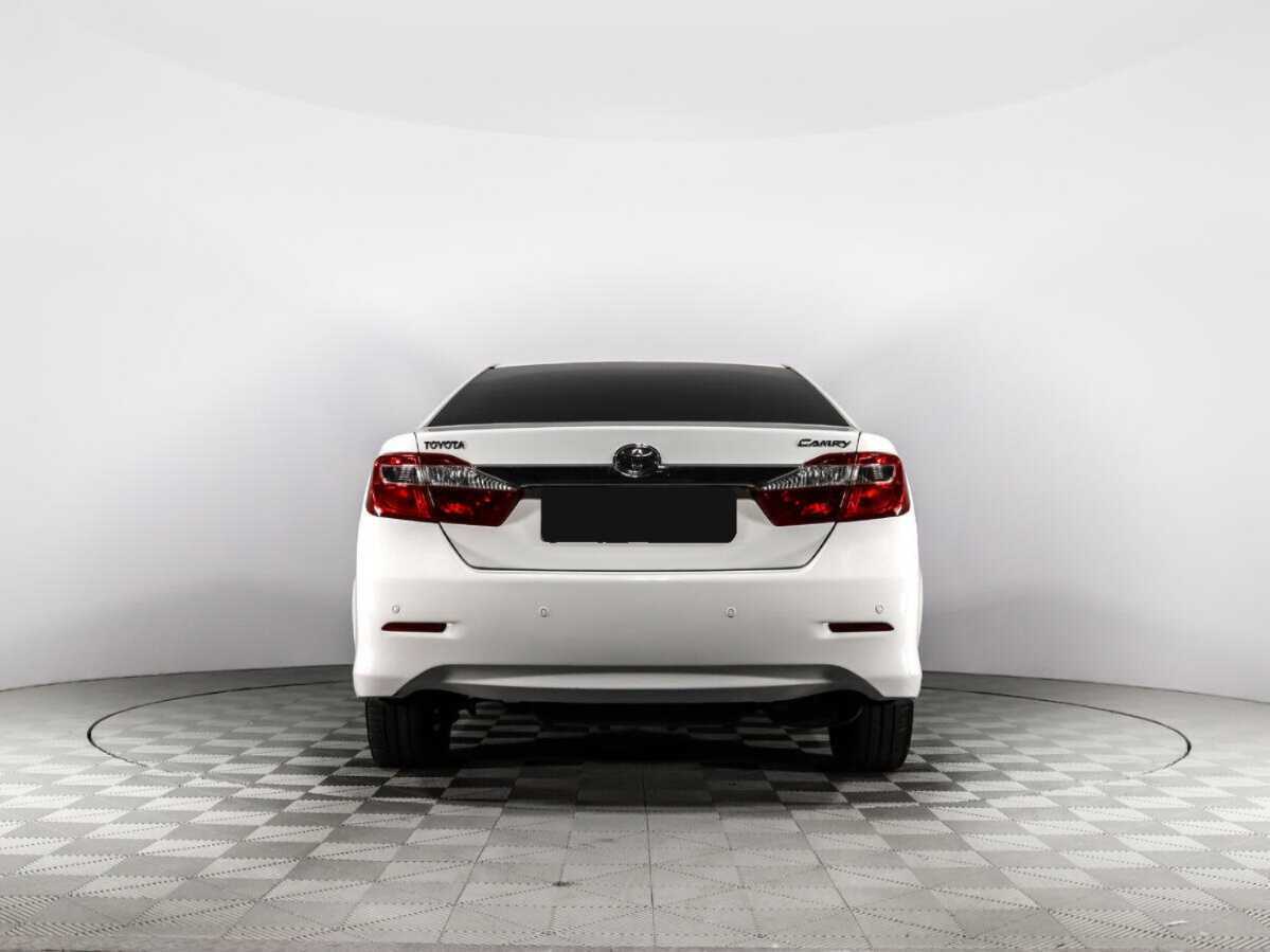 Купить Toyota Camry с пробегом. Фото: #5