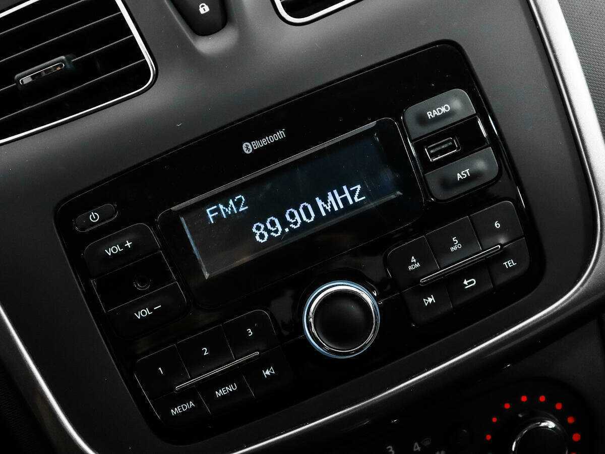 Купить Renault Logan с пробегом. Фото: #12