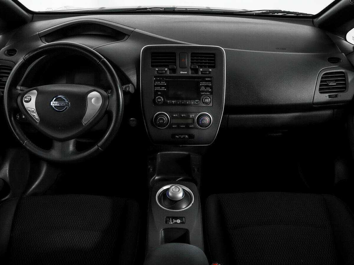 Купить Nissan Leaf с пробегом. Фото: #12