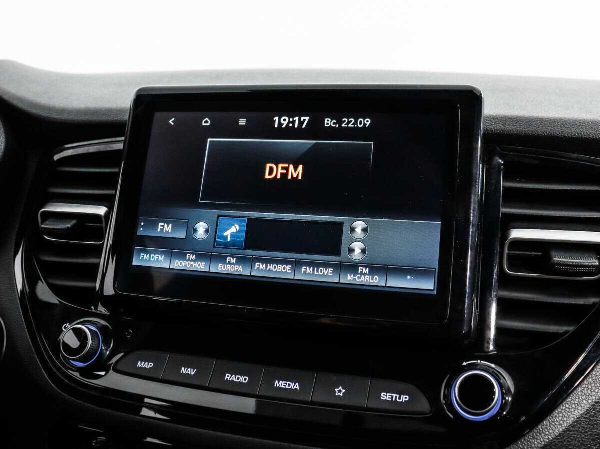 Купить Hyundai Solaris с пробегом. Фото: #13