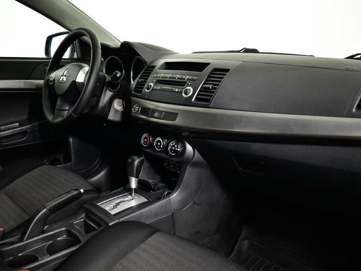 Купить Mitsubishi Lancer с пробегом. Фото: #8