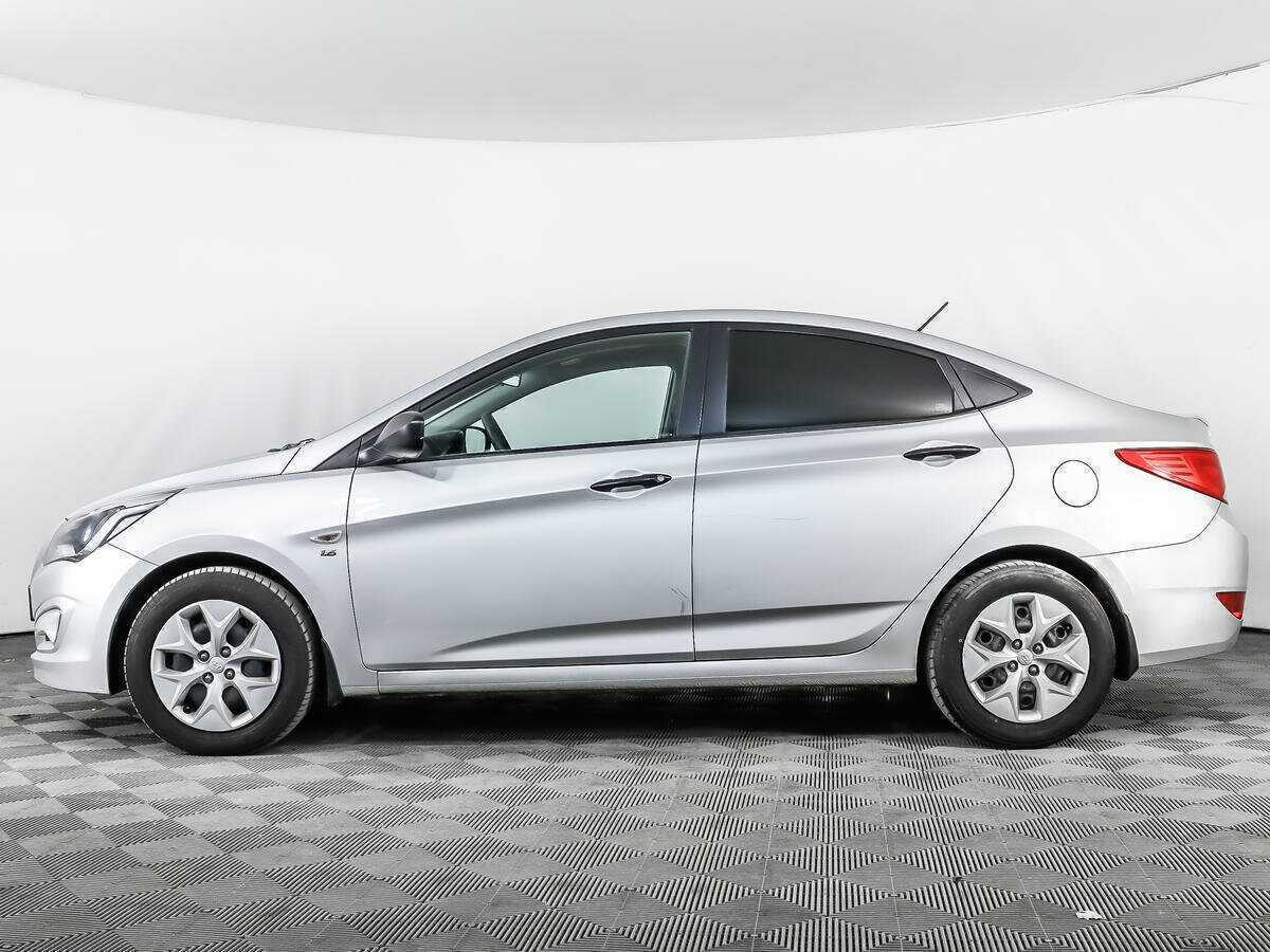 Купить Hyundai Solaris с пробегом. Фото: #7