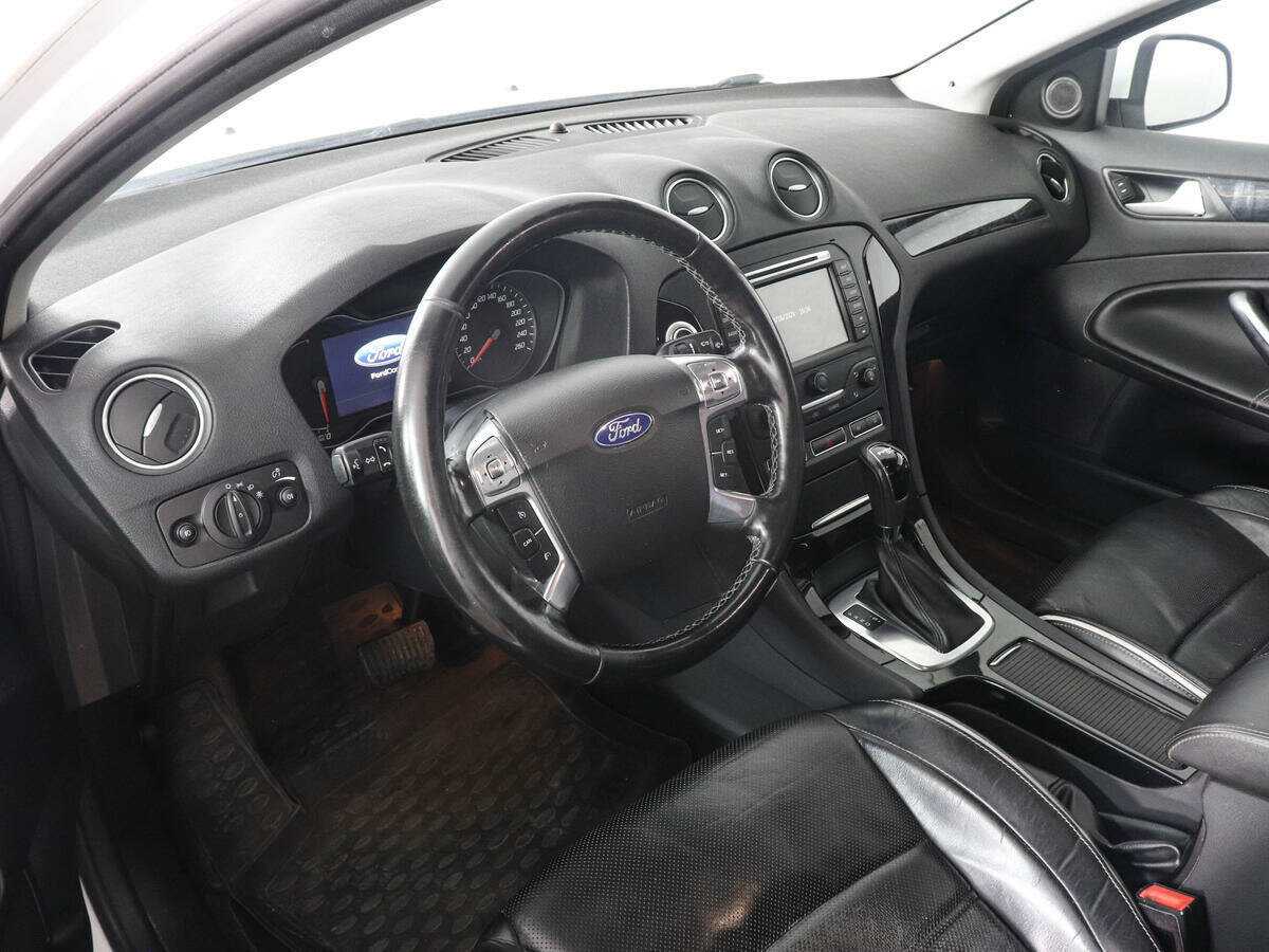 Купить Ford Mondeo с пробегом. Фото: #4