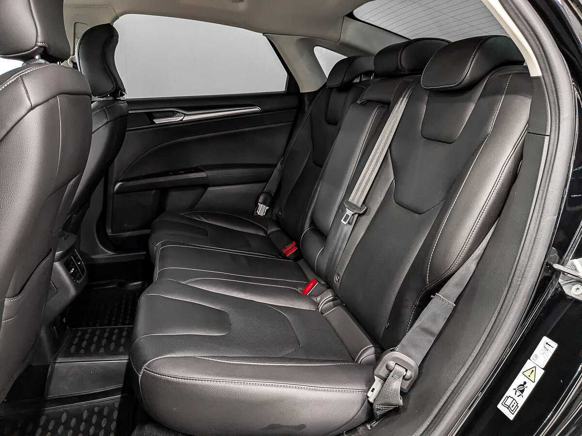 Купить Ford Mondeo с пробегом. Фото: #17