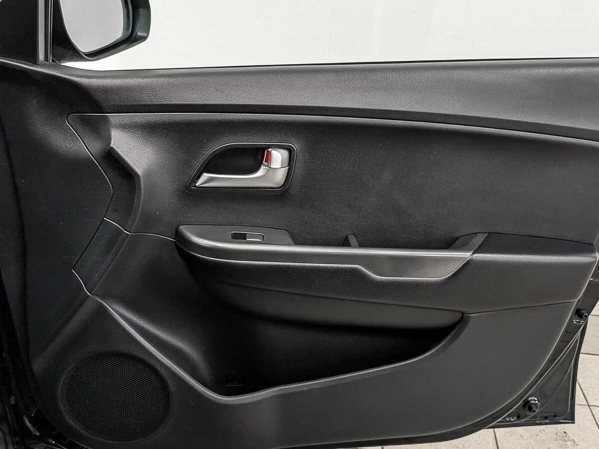 Купить Kia Rio с пробегом. Фото: #24