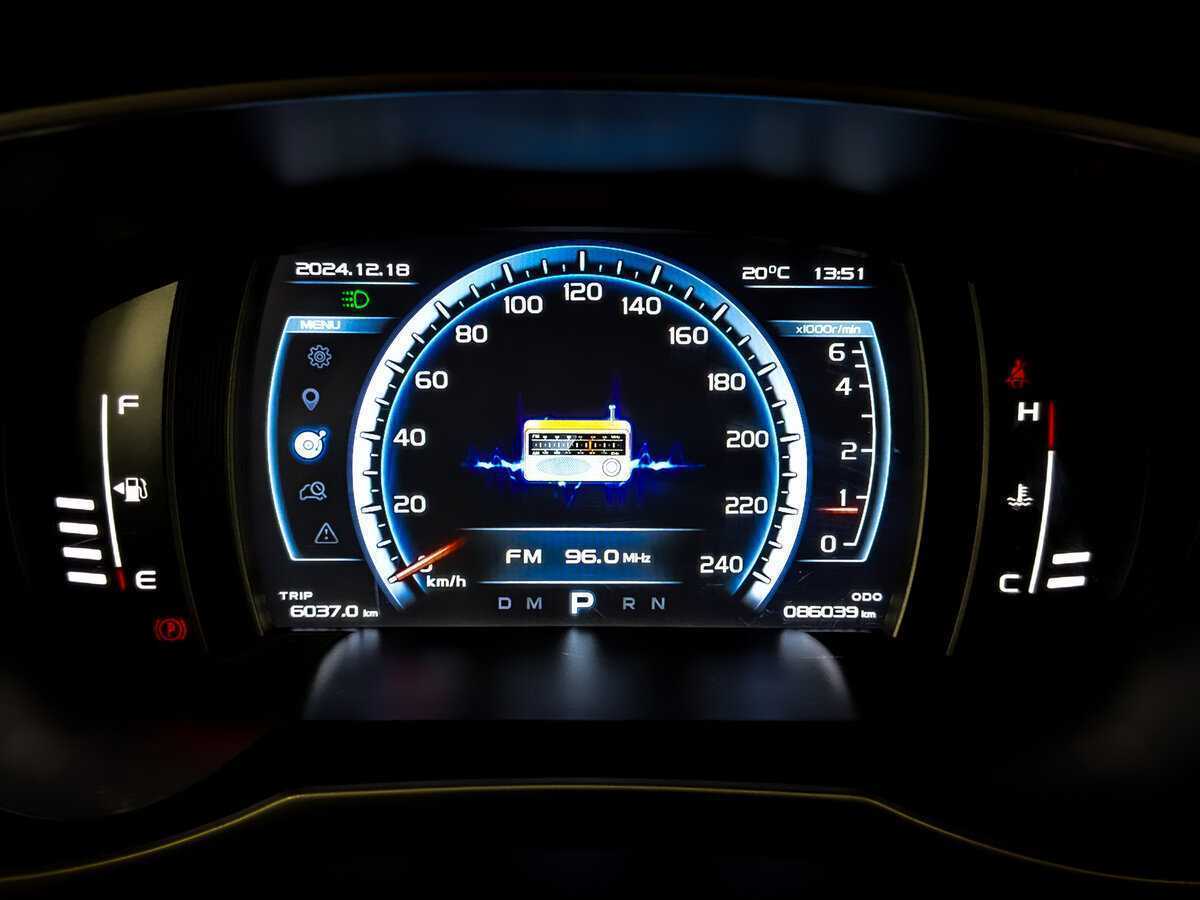 Купить Geely Atlas с пробегом. Фото: #12