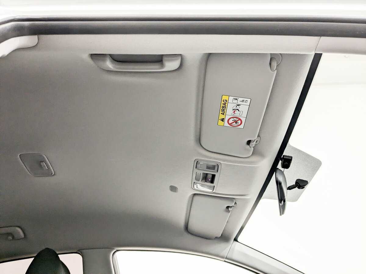 Купить Hyundai Solaris с пробегом. Фото: #21