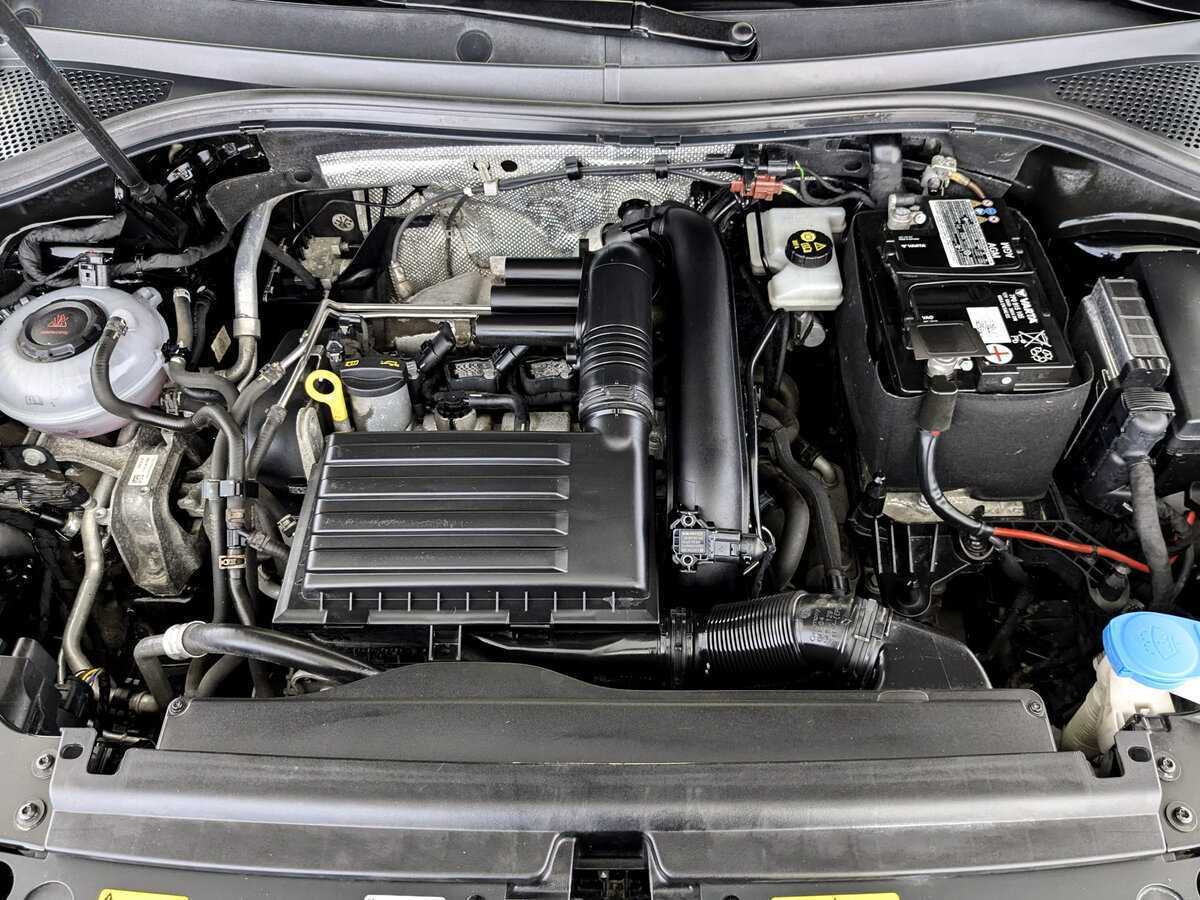 Купить Volkswagen Tiguan с пробегом. Фото: #8
