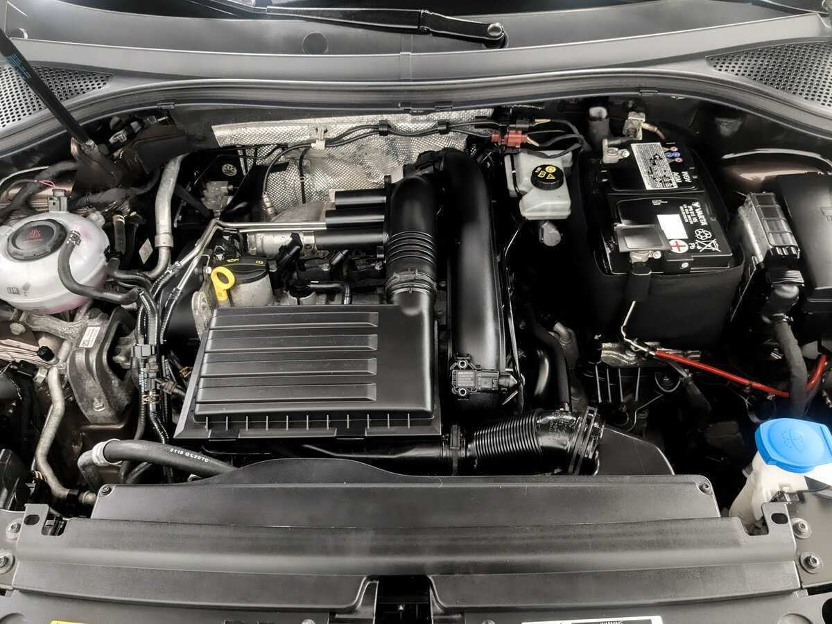 Купить Volkswagen Tiguan с пробегом. Фото: #8