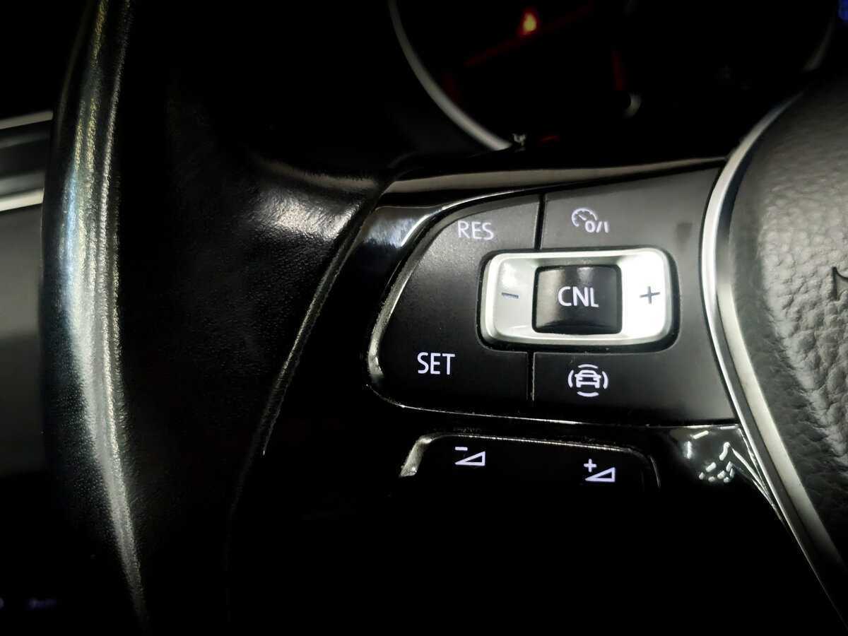 Купить Volkswagen Tiguan с пробегом. Фото: #26