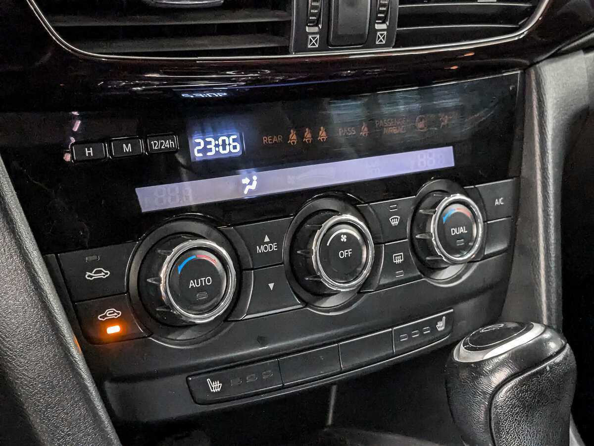 Купить Mazda 6 с пробегом. Фото: #20