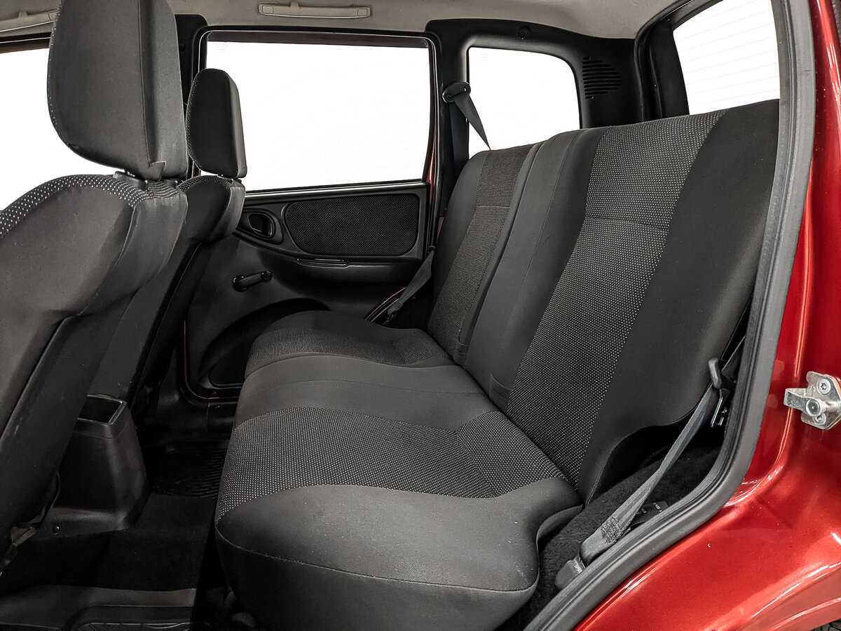 Купить Chevrolet Niva с пробегом. Фото: #16