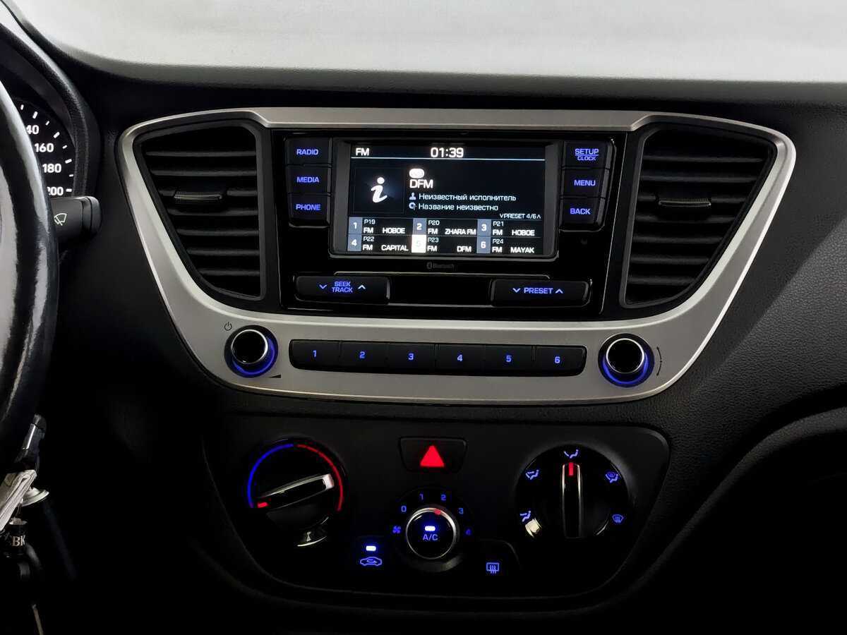 Купить Hyundai Solaris с пробегом. Фото: #13