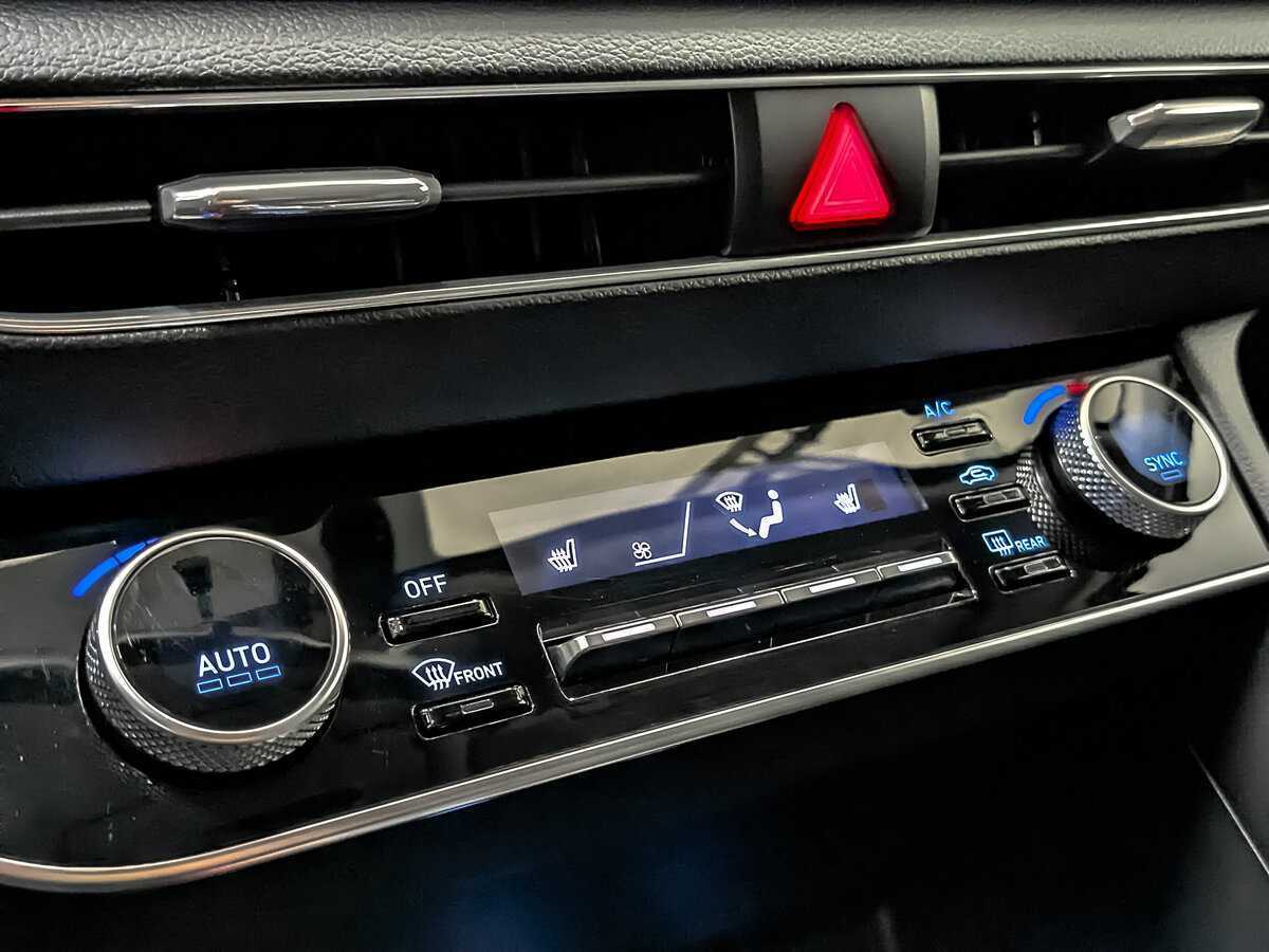 Купить Hyundai Sonata с пробегом. Фото: #20