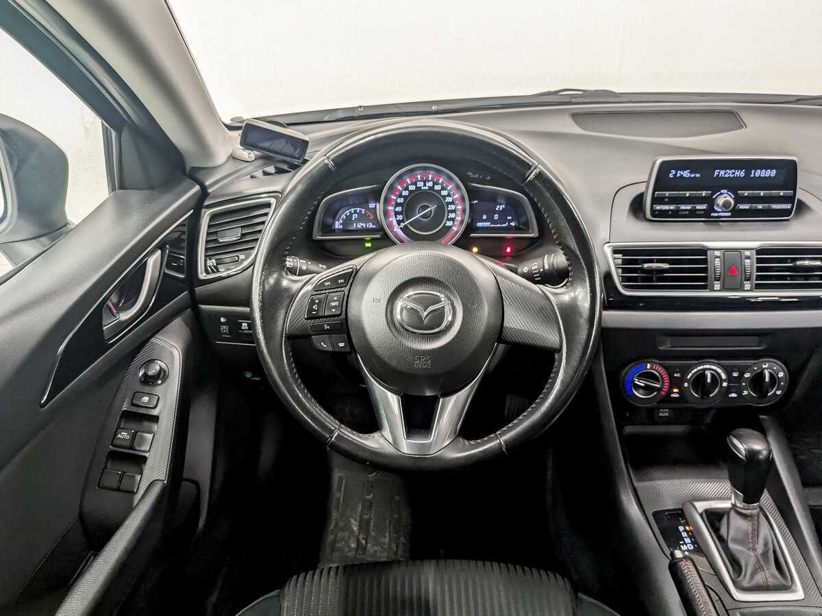 Купить Mazda 3 с пробегом. Фото: #20