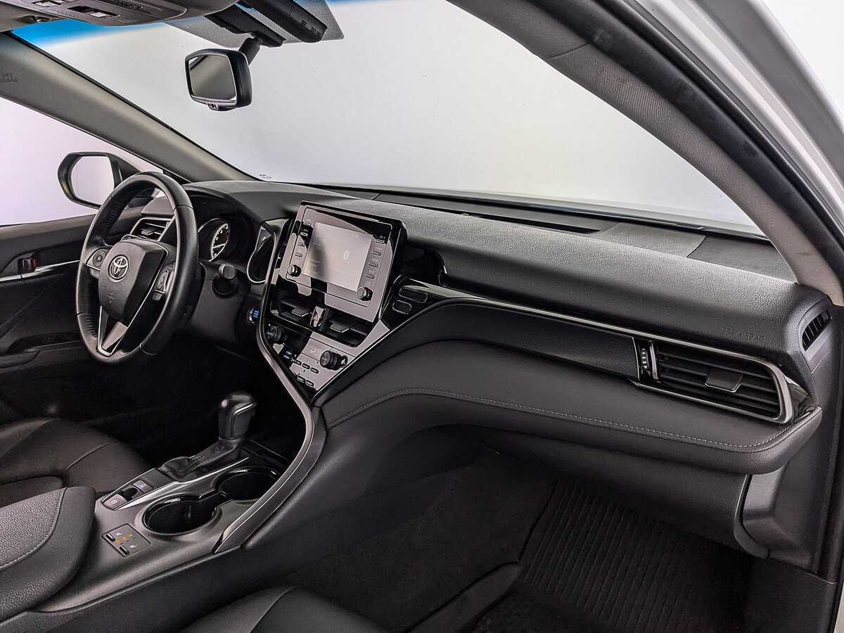 Купить Toyota Camry с пробегом. Фото: #12