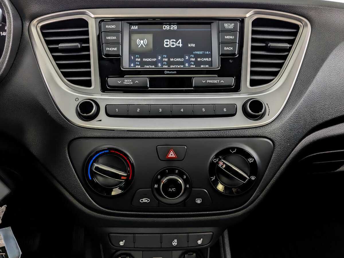 Купить Hyundai Solaris с пробегом. Фото: #14