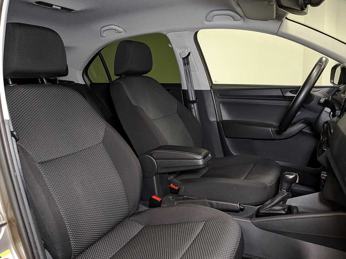 Купить Volkswagen Polo с пробегом. Фото: #23