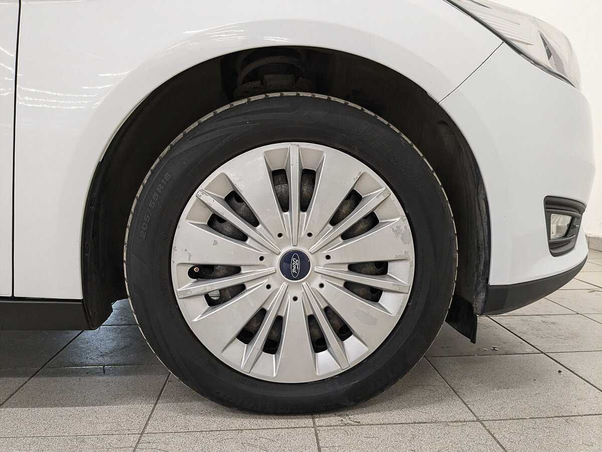 Купить Ford Focus с пробегом. Фото: #11