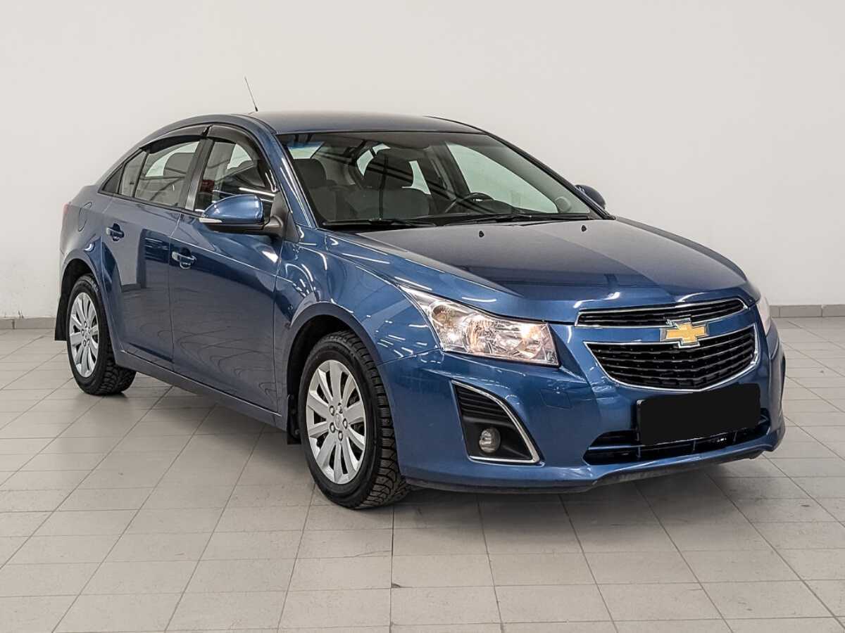 Купить Chevrolet Cruze с пробегом. Фото: #2