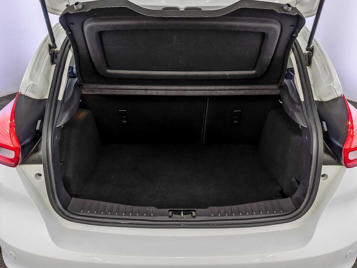 Купить Ford Focus с пробегом. Фото: #9