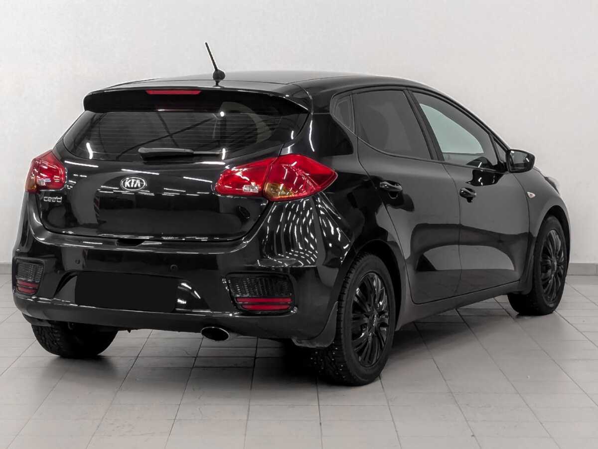 Купить Kia Ceed с пробегом. Фото: #4