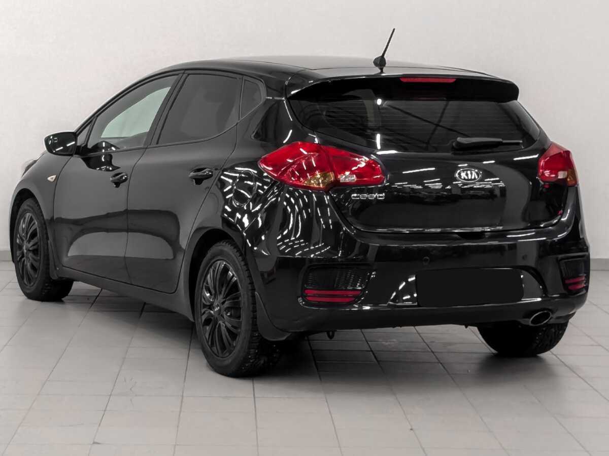Купить Kia Ceed с пробегом. Фото: #6