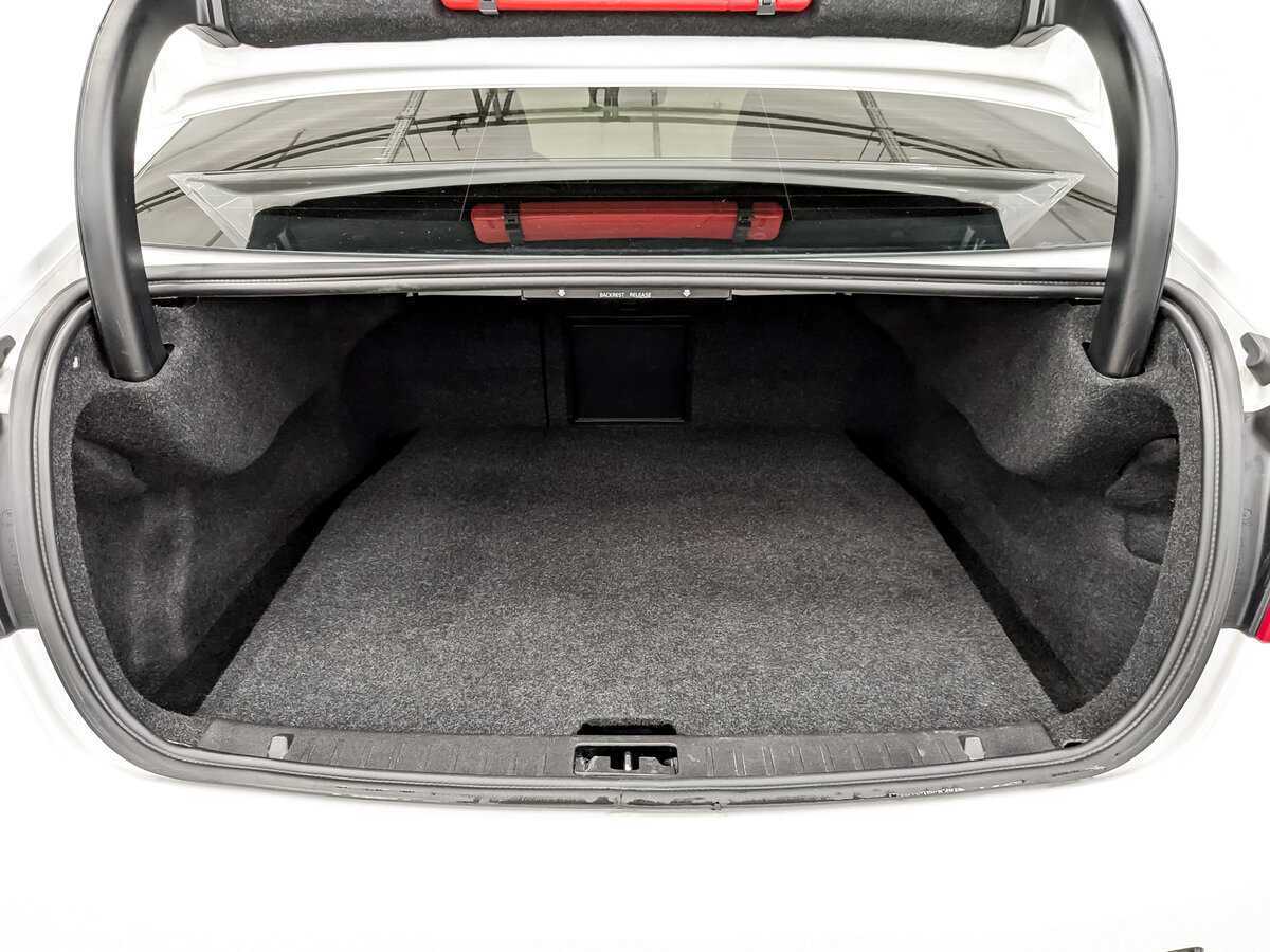 Купить Volvo S60 с пробегом. Фото: #9