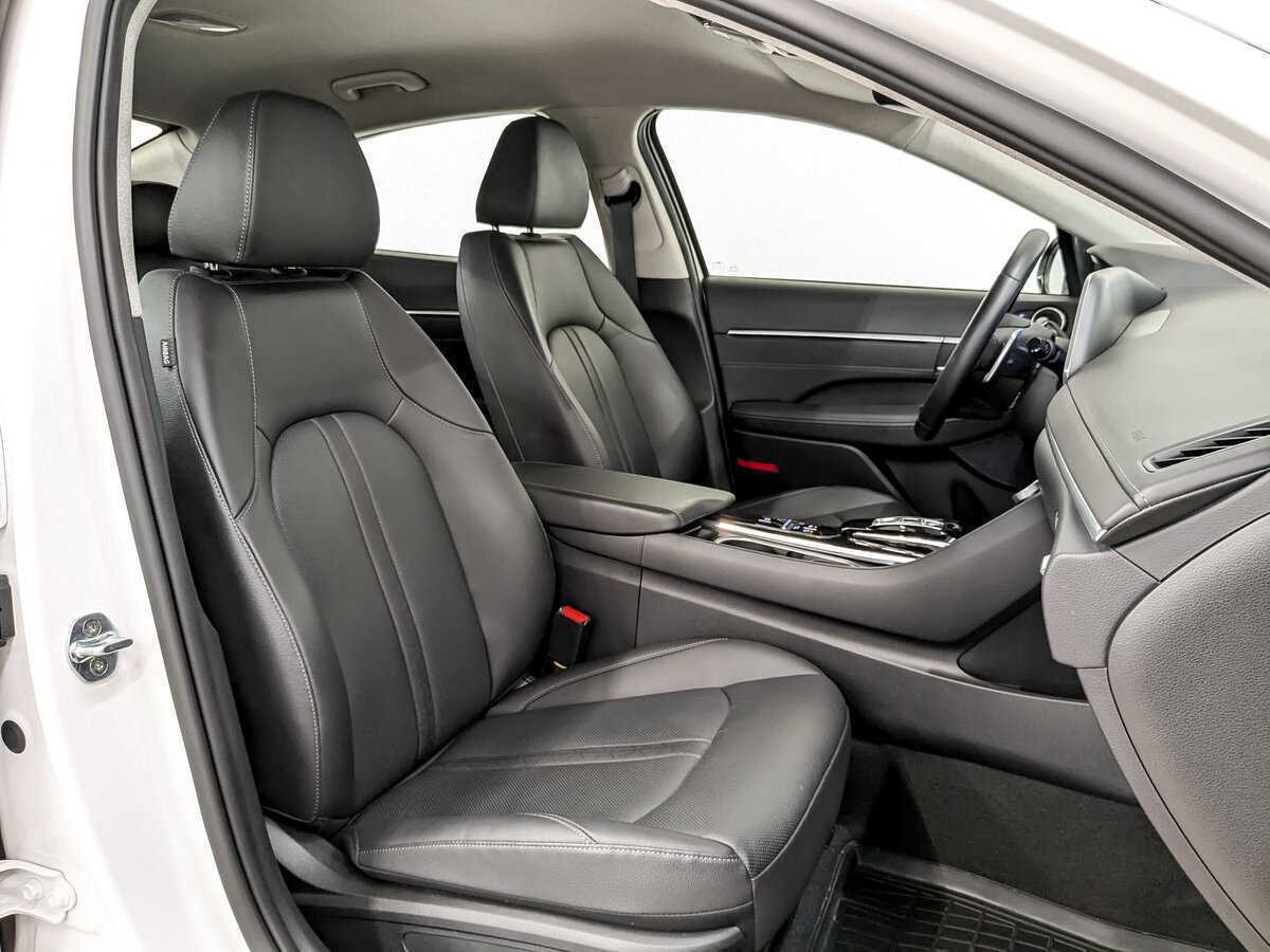 Купить Hyundai Sonata с пробегом. Фото: #23