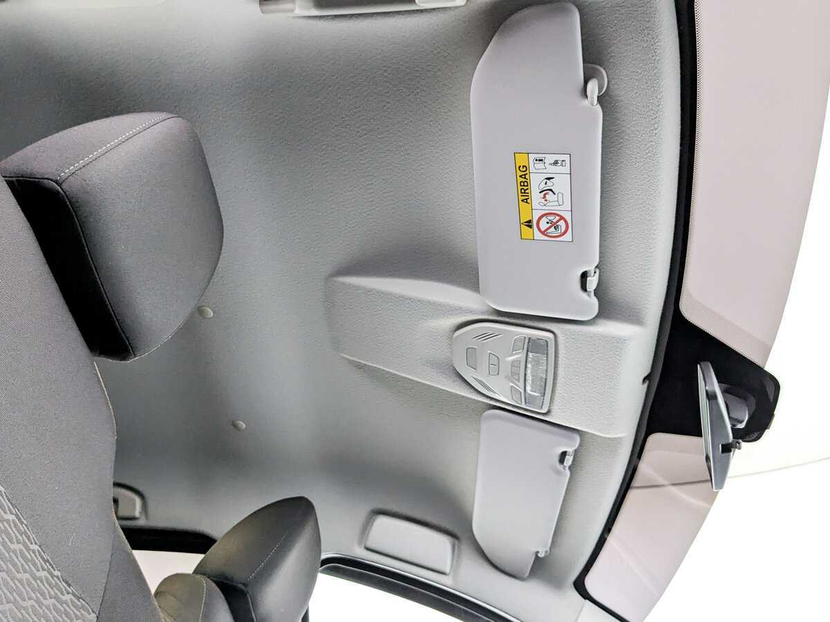 Купить Lada (ВАЗ) Vesta с пробегом. Фото: #21