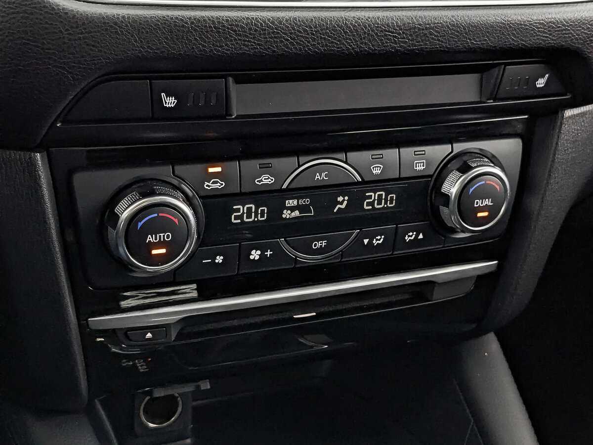 Купить Mazda 6 с пробегом. Фото: #20