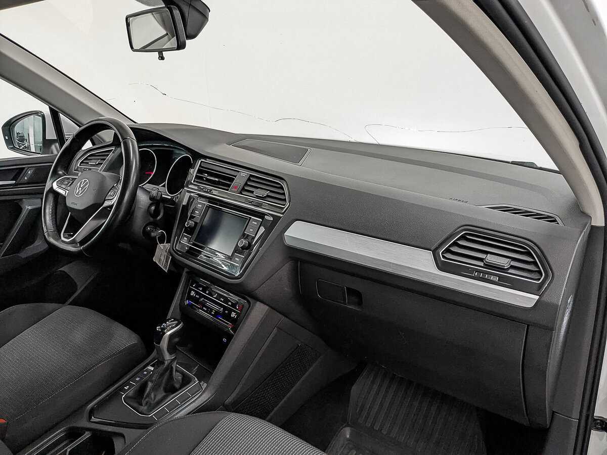 Купить Volkswagen Tiguan с пробегом. Фото: #10