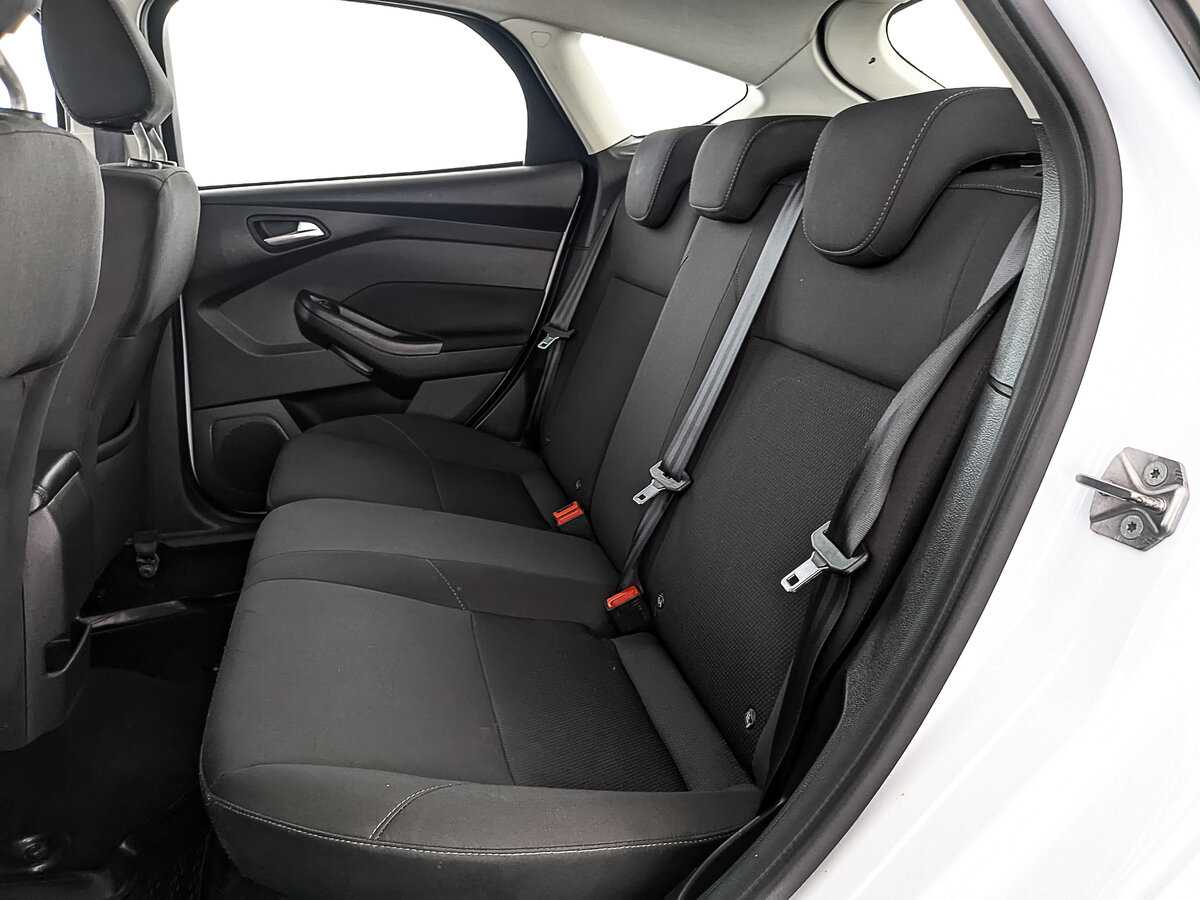 Купить Ford Focus с пробегом. Фото: #11
